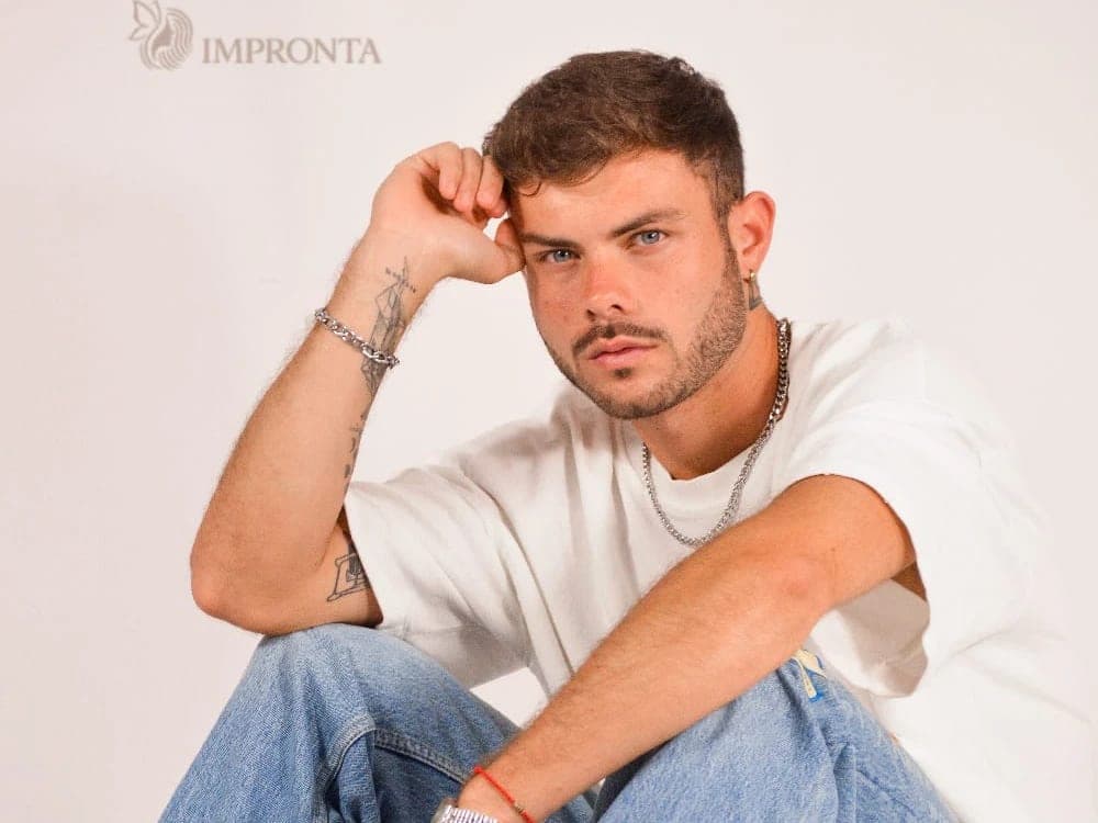 Facu cover